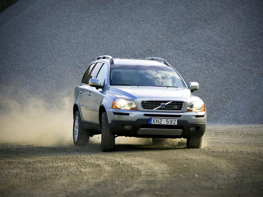  Volvo XC90 V8 2008 года  (фото 7 из 18)